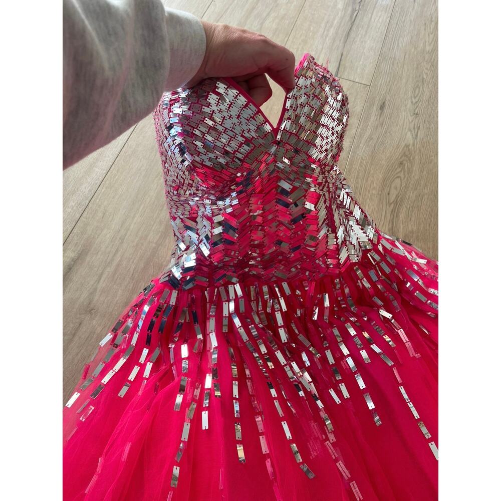 Pretty Fuchsia Dress! - image 2